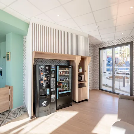 B&B Hotel Toulon Centre Gare-2